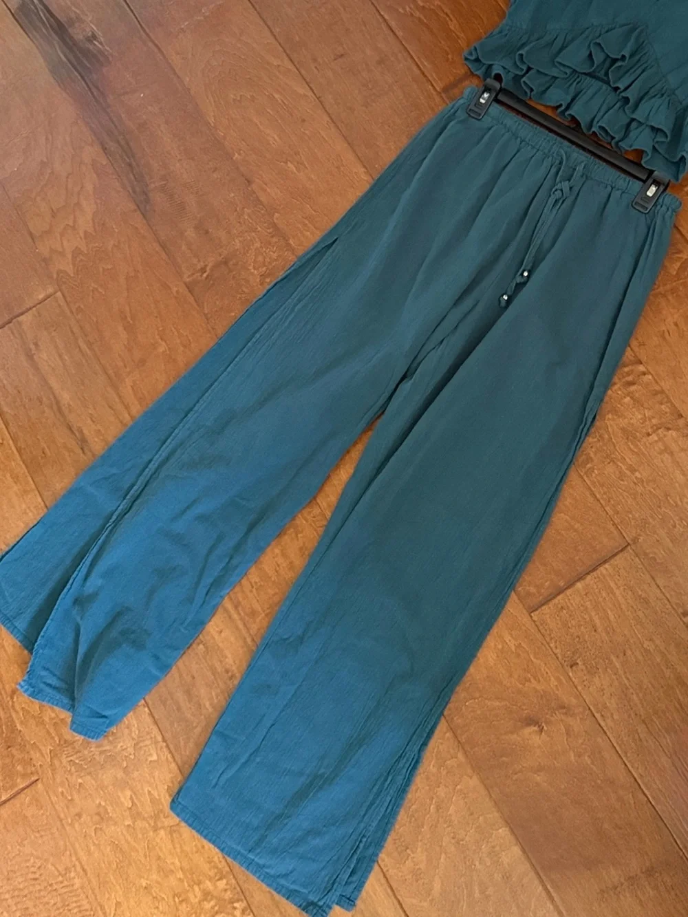 FANCYINN Teal 2 Piece Crop Top Wide Leg Side Slit Pants Set Medium